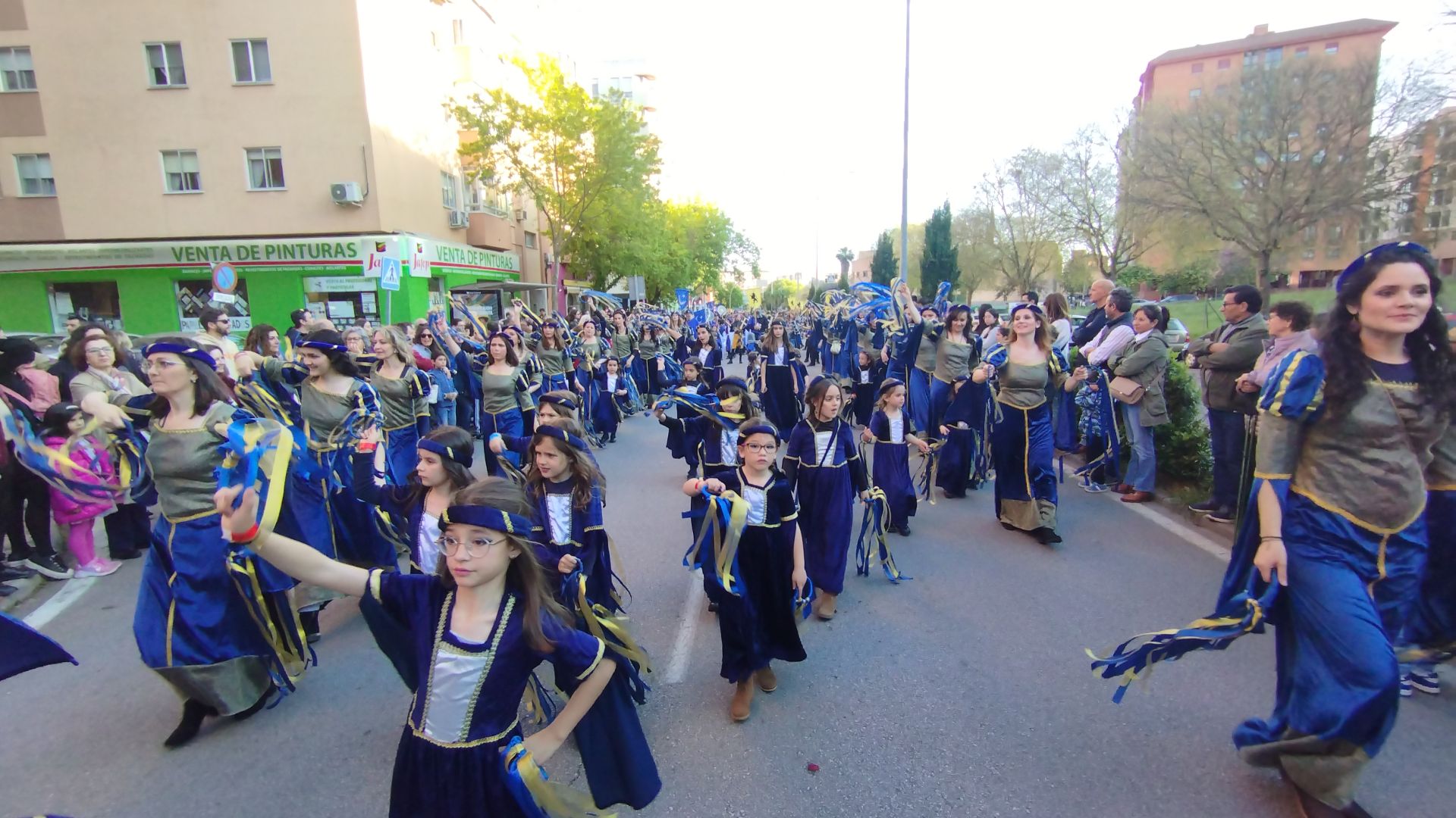 El desfile de San Jorge de Cáceres, en imágenes