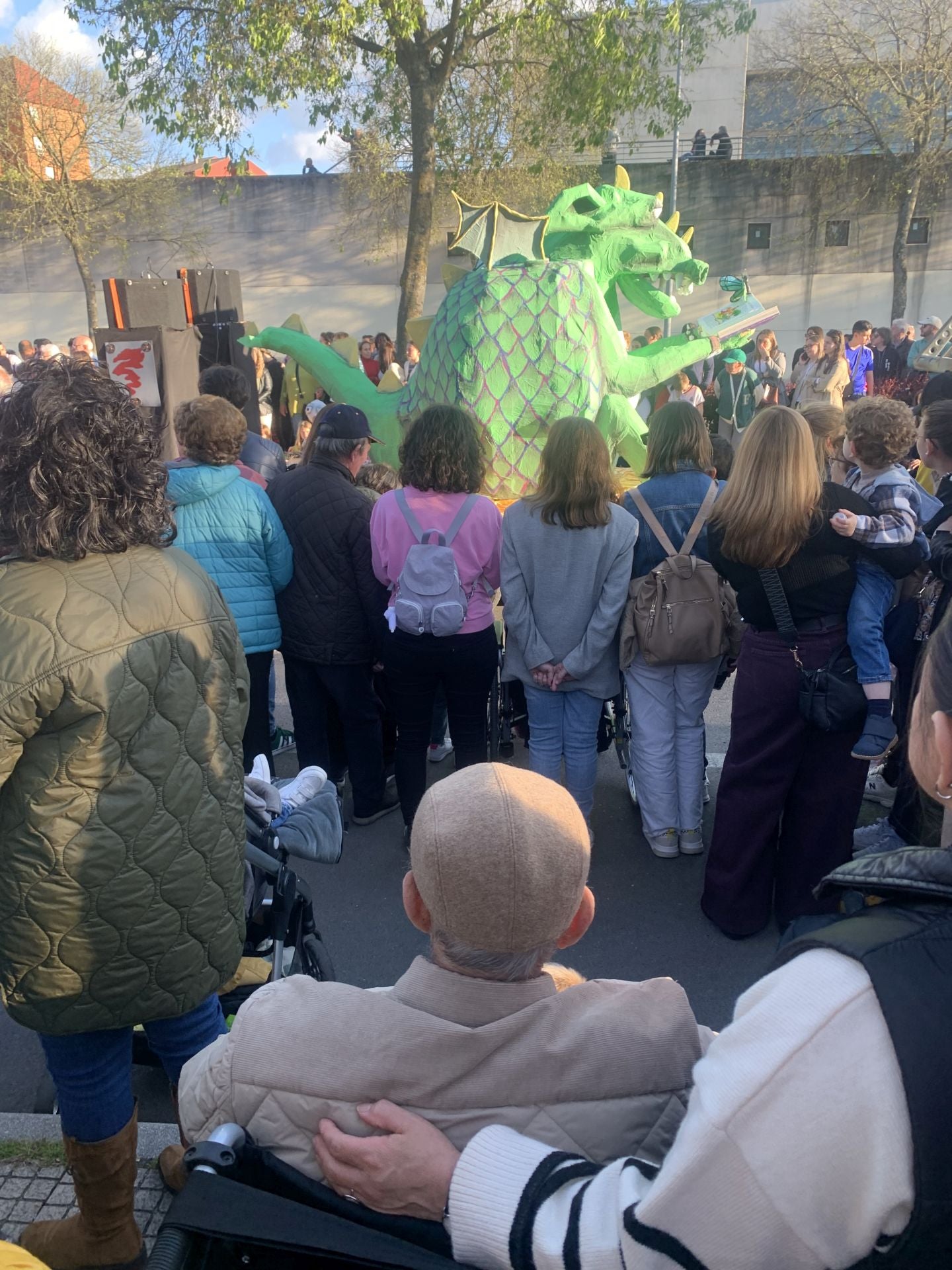 El desfile de San Jorge de Cáceres, en imágenes