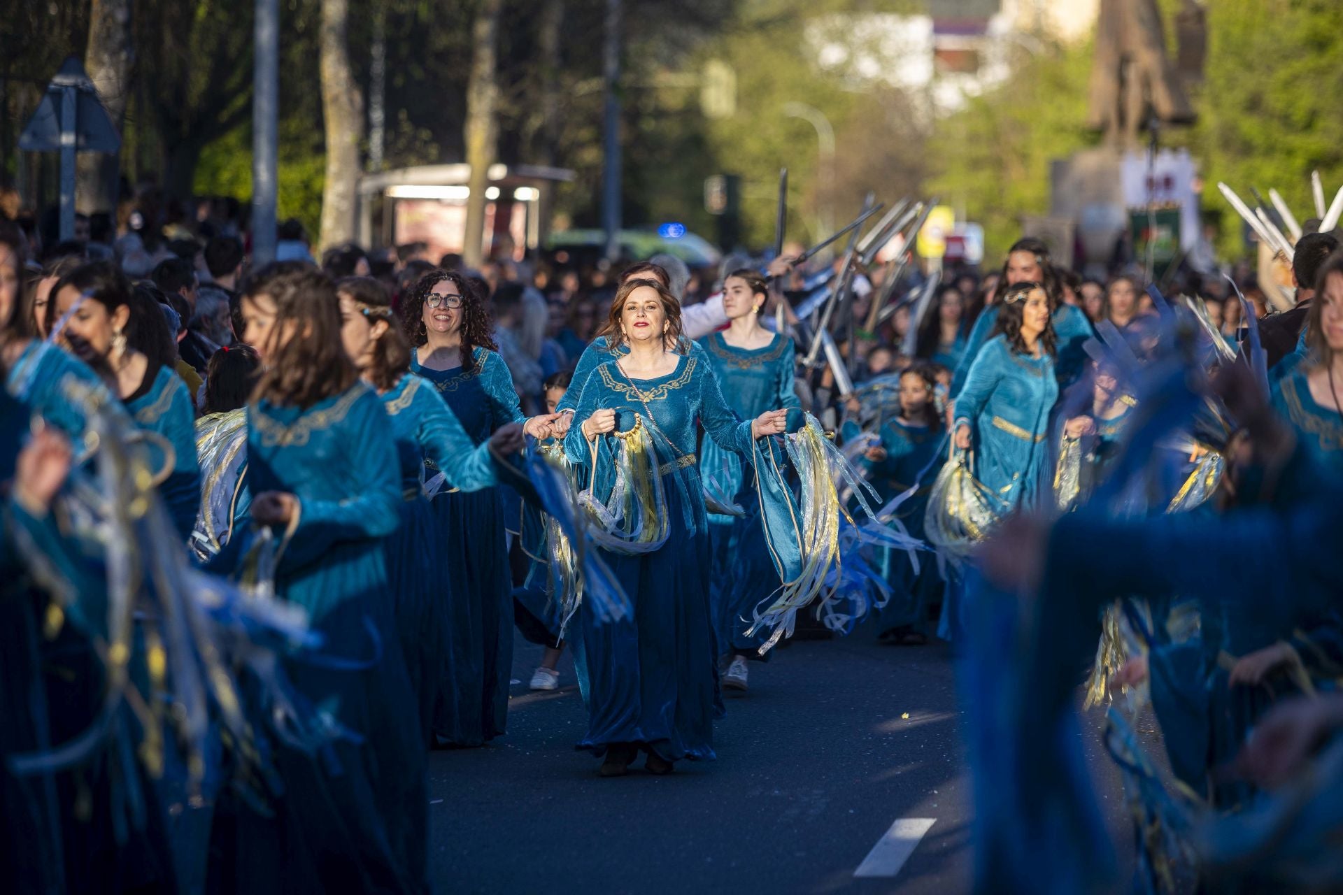 El desfile de San Jorge de Cáceres, en imágenes