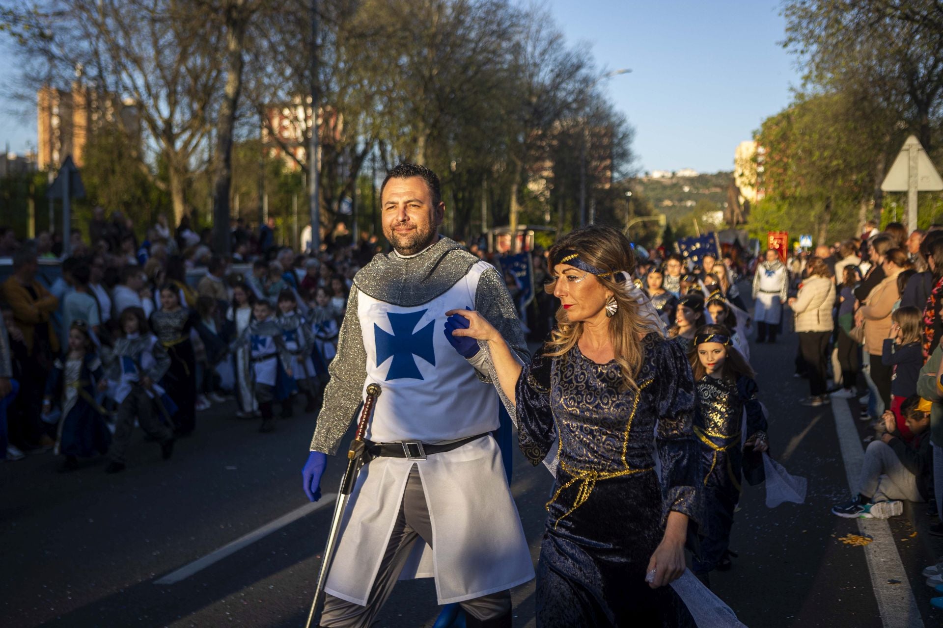 El desfile de San Jorge de Cáceres, en imágenes