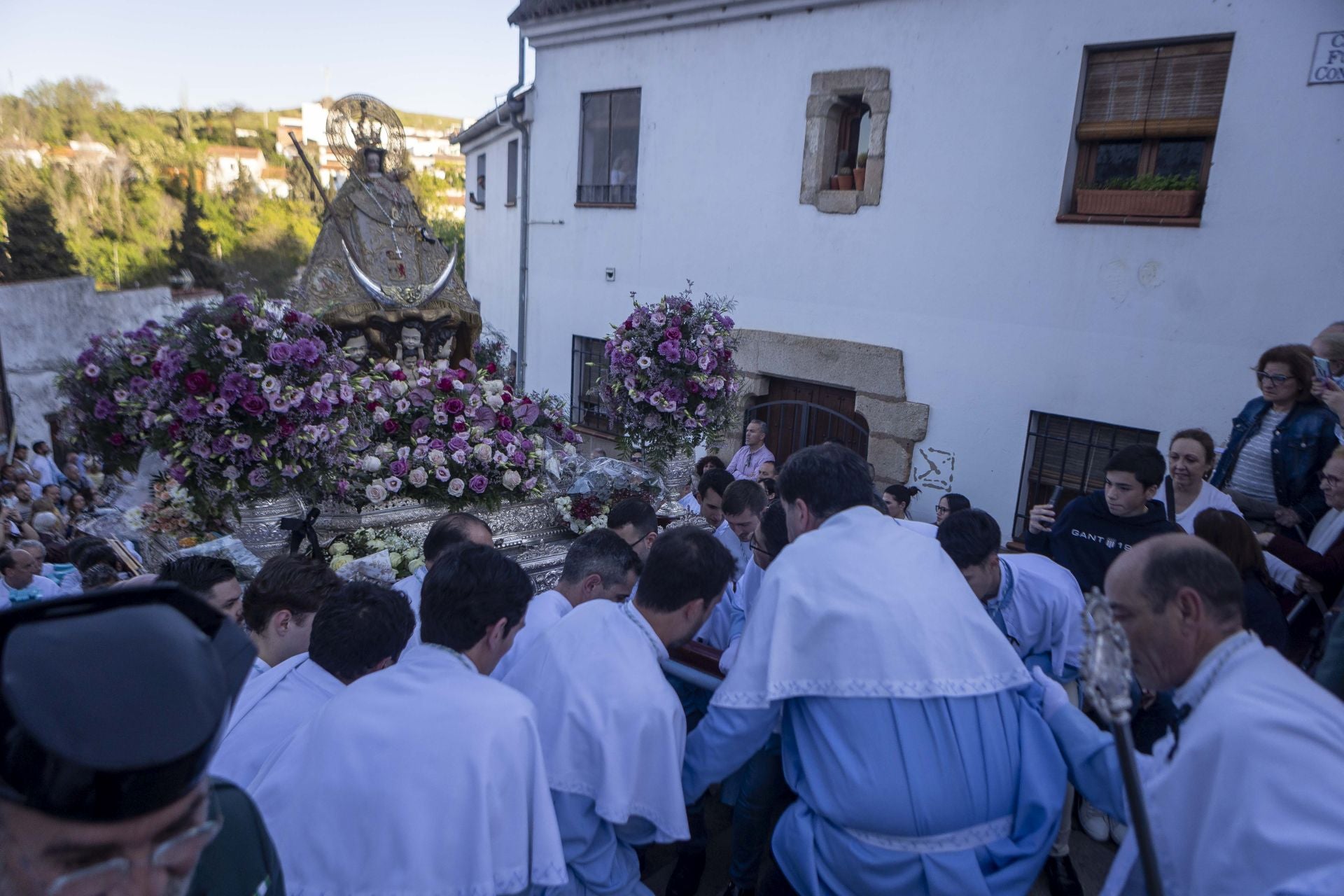 La bajada de la Virgen de la Montaña a la ciudad, en imágenes
