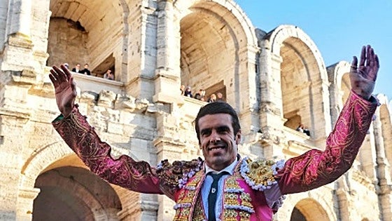 Fin de semana taurino en Mérida, que espera a Emilio de Justo tras su cornada en Arlés
