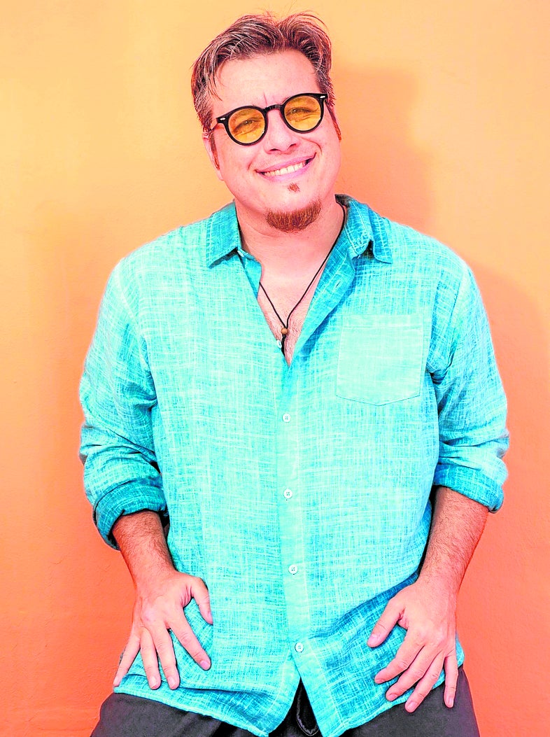 «En mi nuevo disco hablo de lo que me emociona y lo que me duele del mundo»