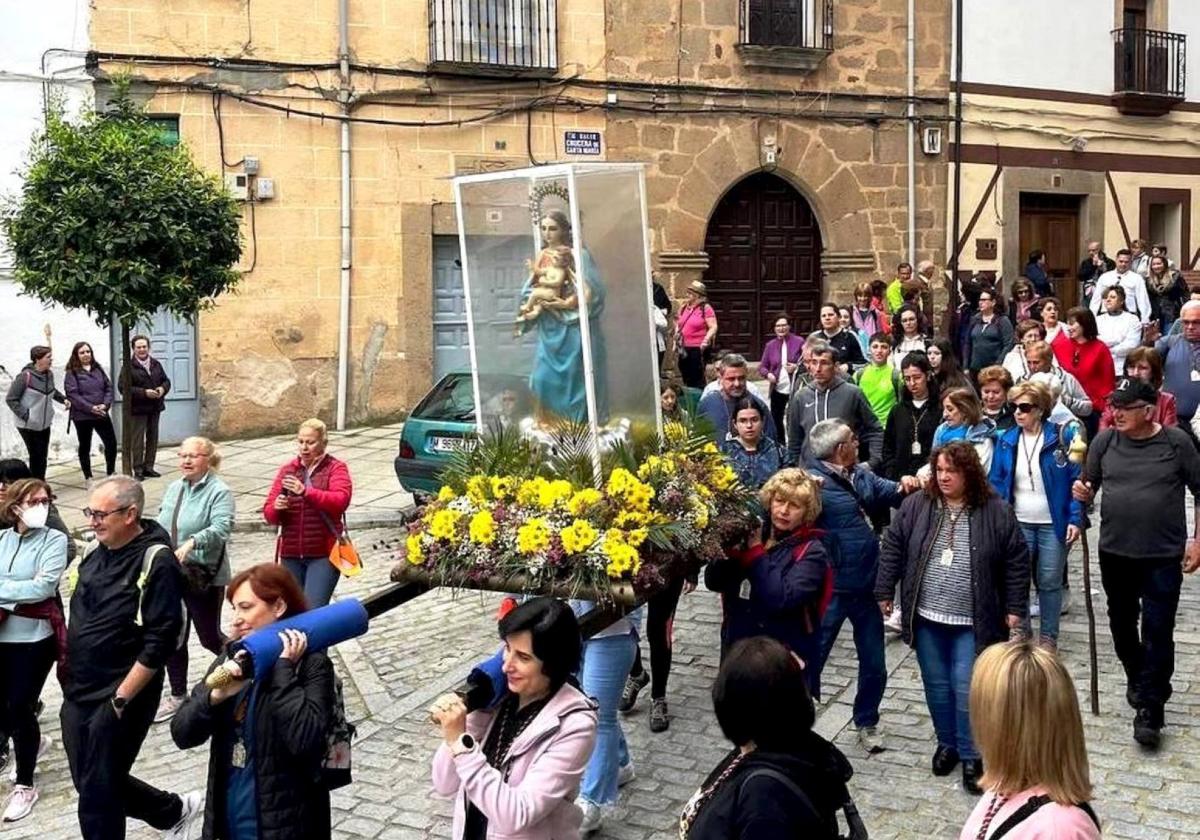Llega a Jaraíz la romería en honor de la Virgen del Salobrar