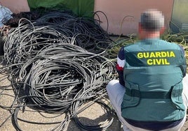 Nueve detenidos por robar cableado en 31 municipios extremeños que vendían luego en Badajoz