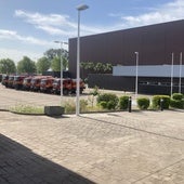 Camiones de la UME en las instalaciones de Ifeme, cedidas por el Ayuntamiento de Mérida.