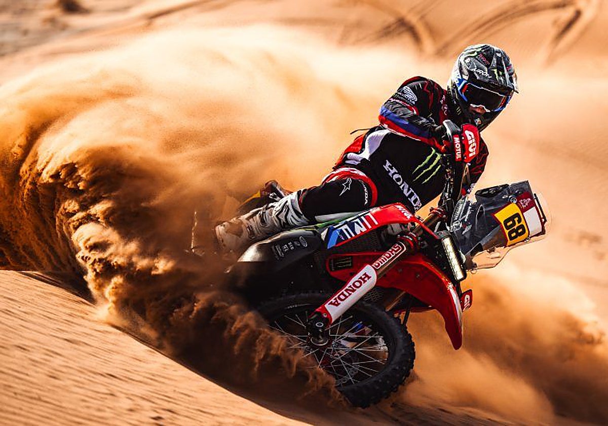 El español Tosha Schareina durante su participación en el Dakar.
