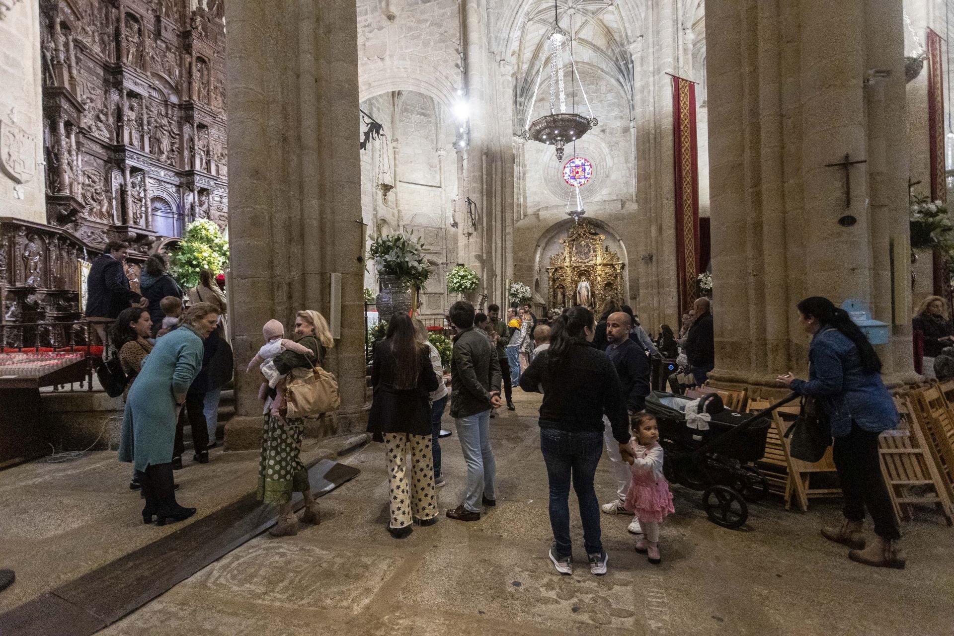 La presentación de los niños ante la Virgen de la Montaña, en imágenes