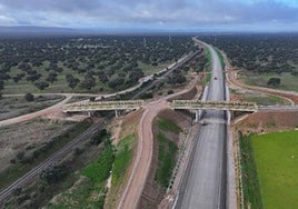 Obras en el tramo extremeño de la alta velocidad.