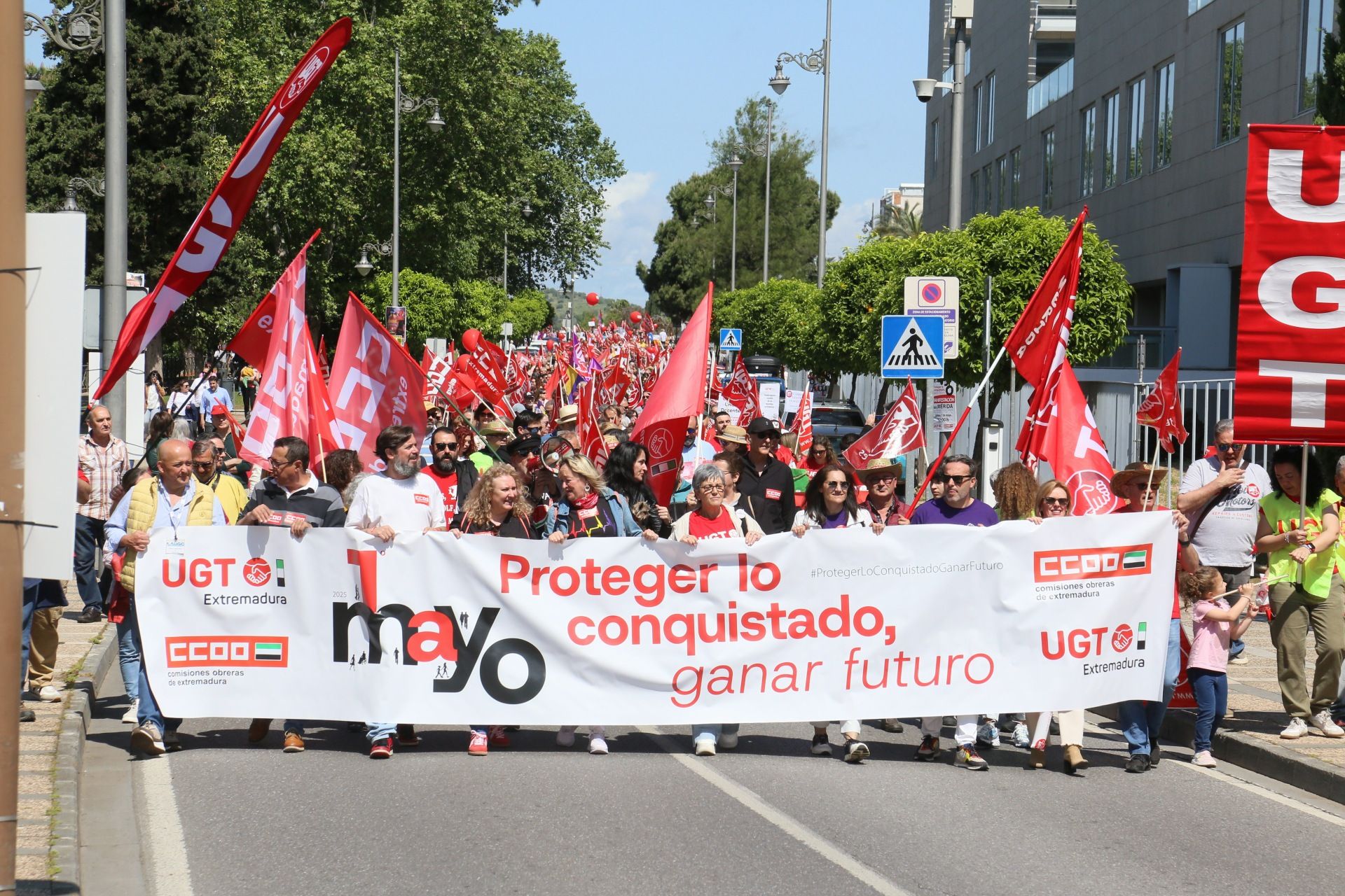 La manifestación del 1 de mayo de Mérida, en imágenes