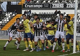 Jesús Sánchez puede ser la baja más notoria en la convocatoria.