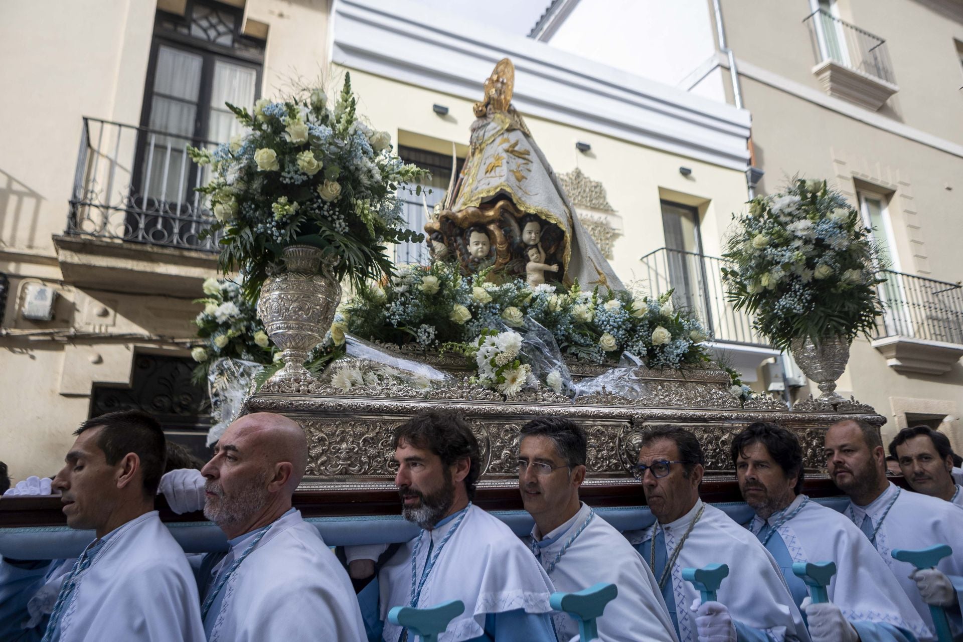 El regreso de la patrona de Cáceres a su santuario, en imágenes