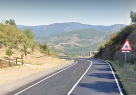 Punto kilométrico 2 de la carretera CC-201.