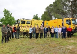 Representantes de los gobiernos extremeño y manchego, y del Infoex y el Infocam, ayer en Navalmoral.