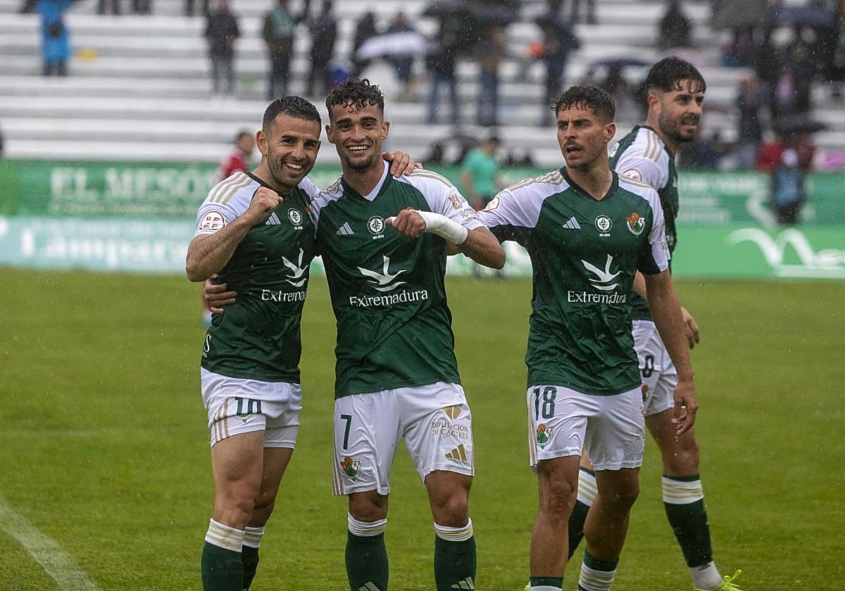 El Cacereño jugará para ascender a Primera RFEF.