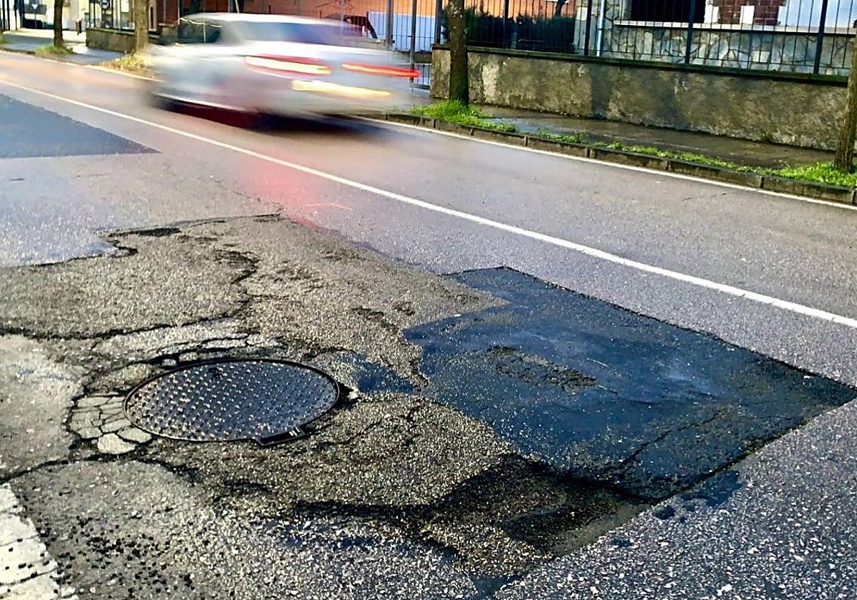 Baches en la Ronda de San Francisco en una imagen de archivo.