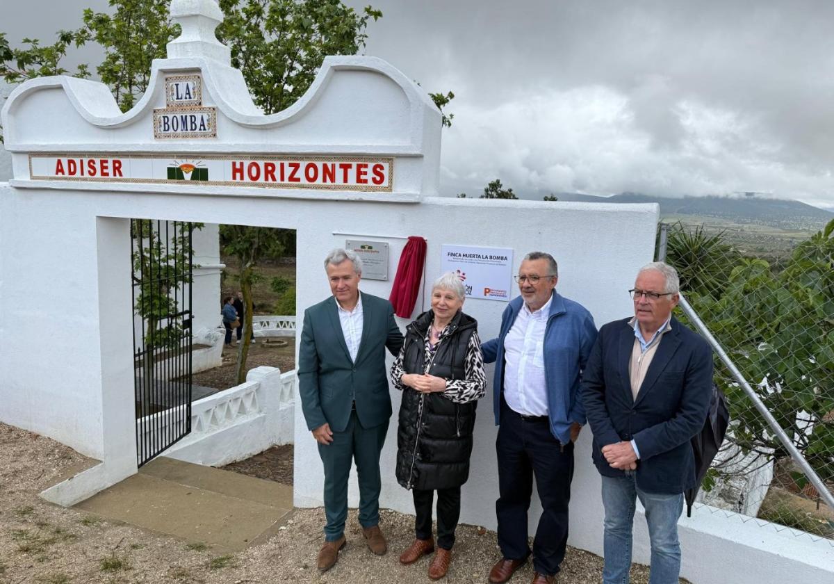 Un curso inaugura el centro de la Finca Huerta La Bomba de Castuera