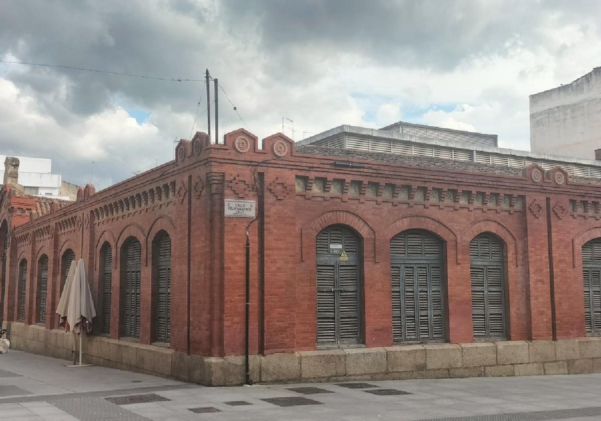 El antiguo mercado Calatrava cumple siete años cerrado y sin uso en Mérida