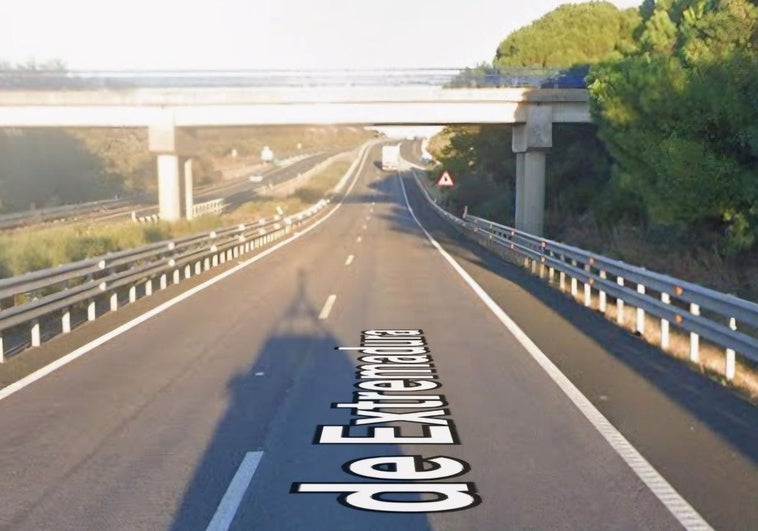 Dos heridos en un accidente de tráfico entre un coche y un camión en la A-5