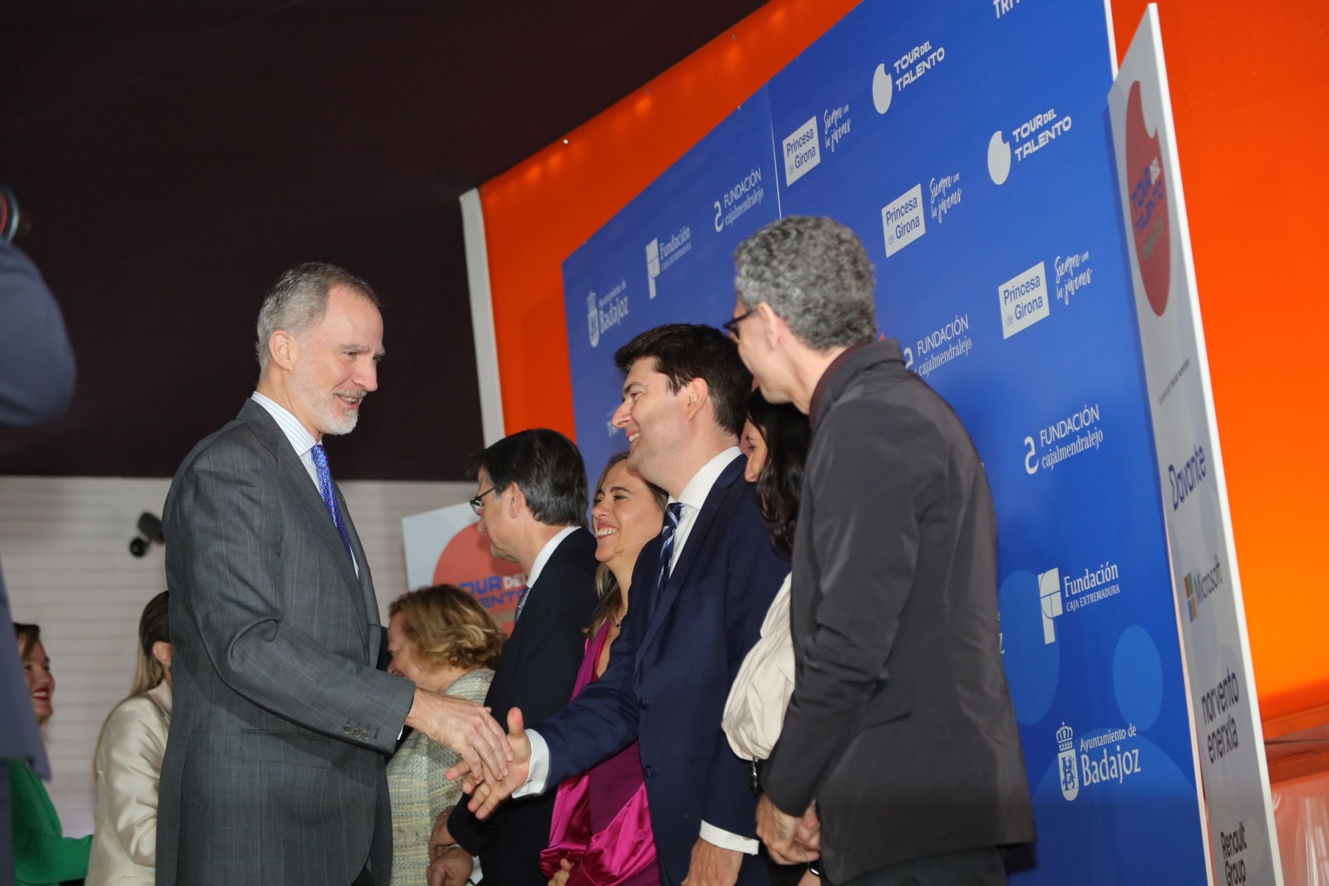 La visita del Rey Felipe VI a Badajoz, en imágenes