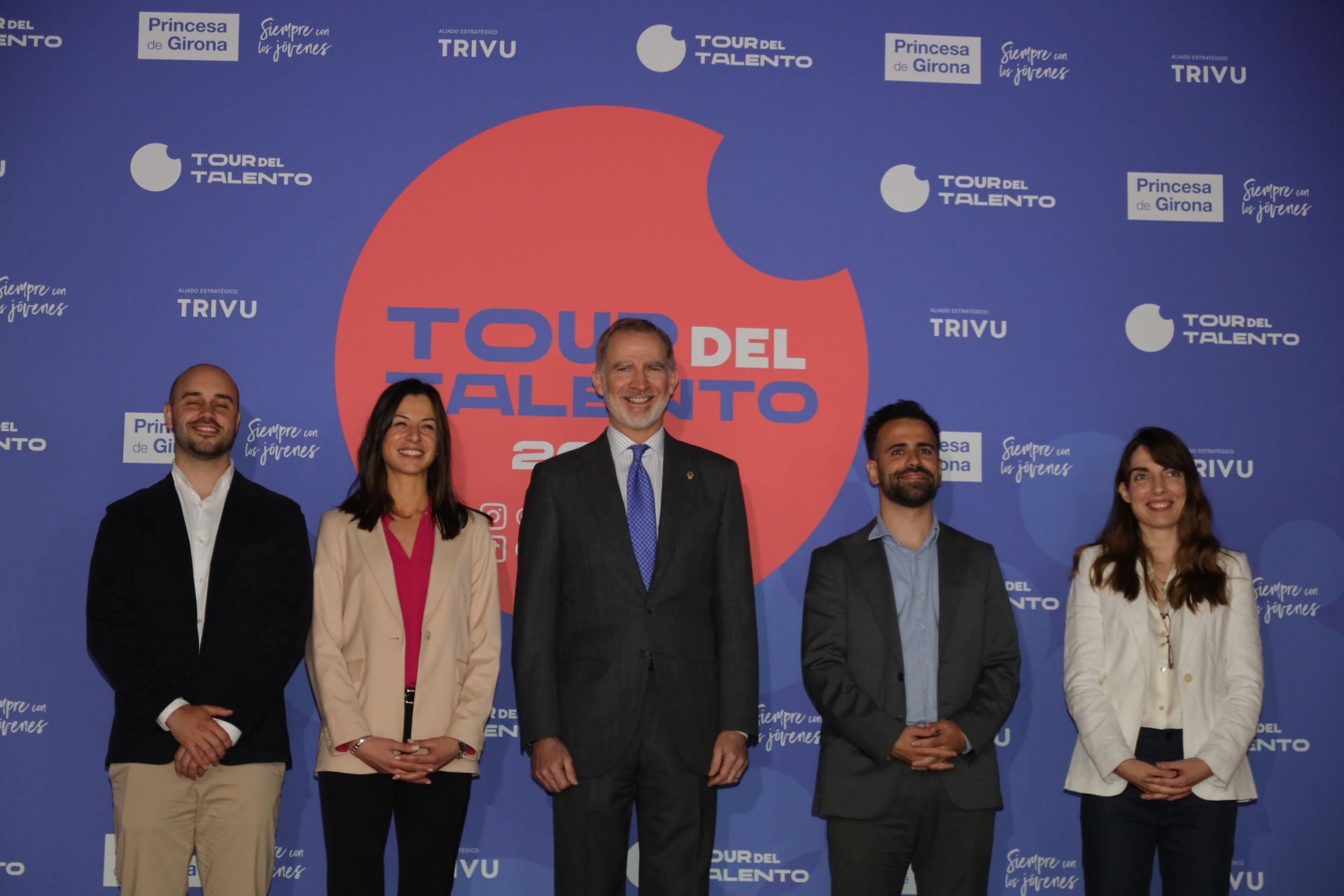 La visita del Rey Felipe VI a Badajoz, en imágenes
