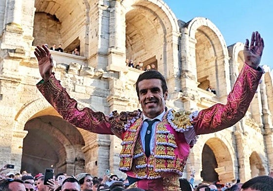 Emilio de Justo, tras su puerta grande el Domingo de Resurrección en Arlés.