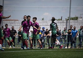 Álex Hernández, del Ciudad, en la final por el ascenso ante el Gévora.