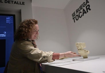 Los 'rostros del Turuñuelo' se pueden tocar en el Museo Arqueológico de Badajoz