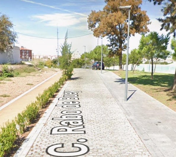 Trasladan al hospital a una mujer con un traumatismo craneal tras ser atropellada en Mérida