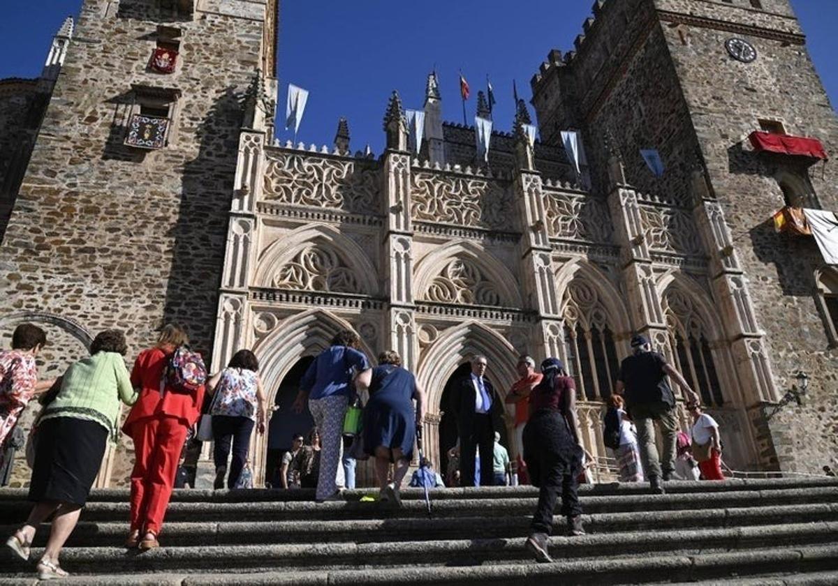 Este es el calendario de festivos de Extremadura en 2026, con dos descansos que pasan al lunes