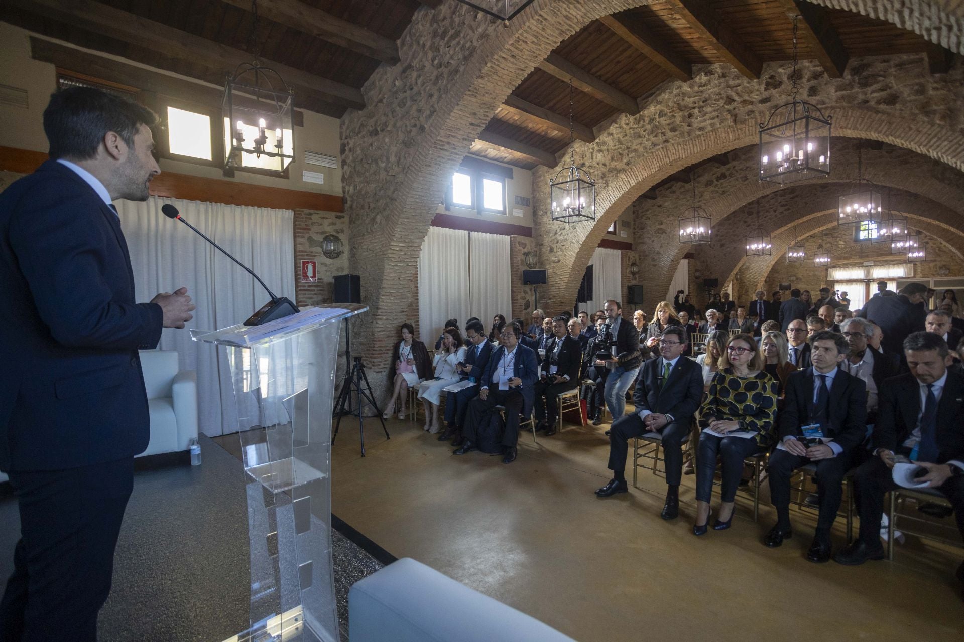 El II Foro Internacional sobre Movilidad Eléctrica e Hidrógeno, en imágenes