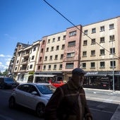 El edificio de Gil Cordero, construido en los años 50, lleva puesto a la venta desde hace cinco meses.