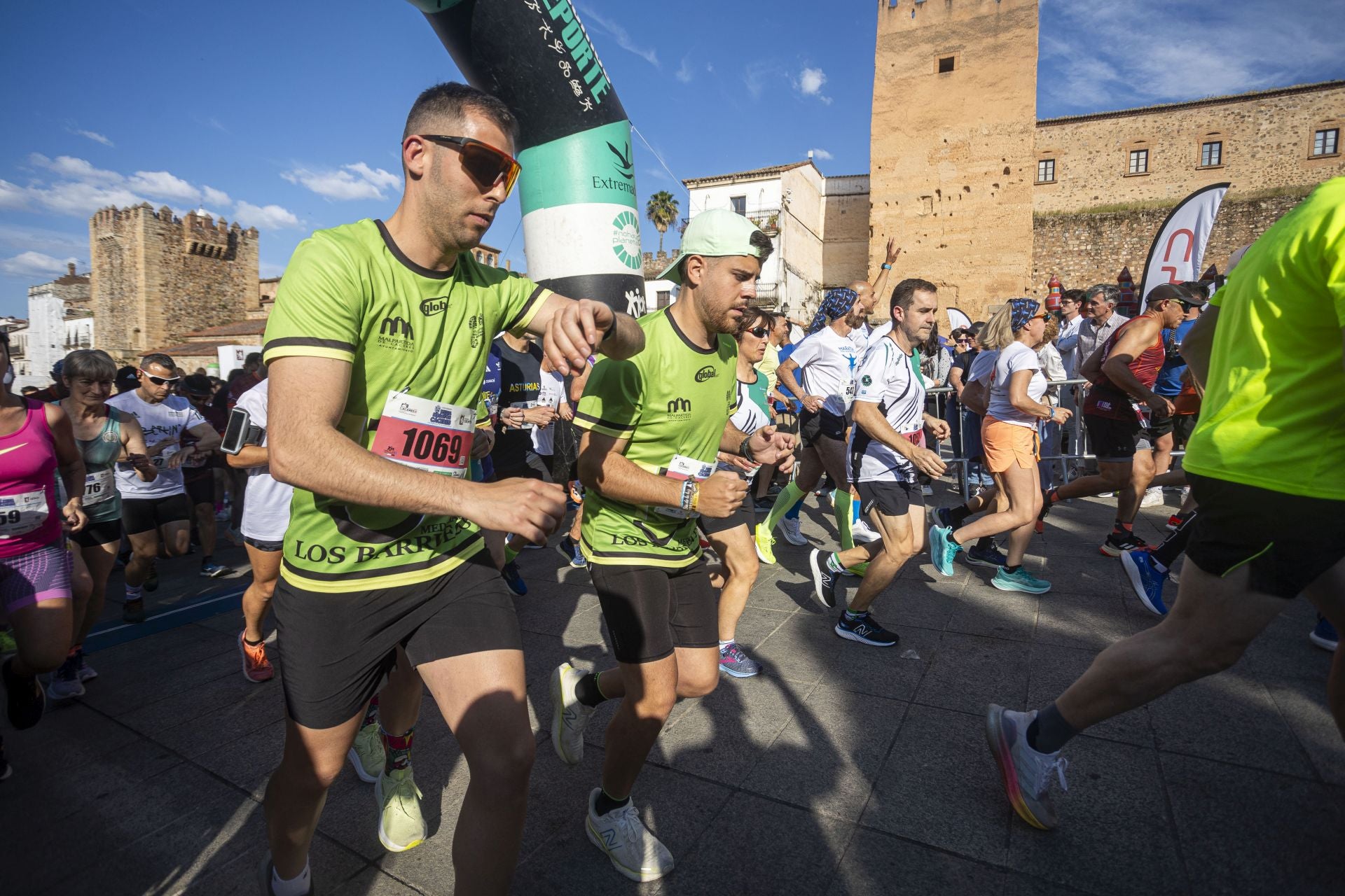 Las mejores fotos de la media maratón de Cáceres con récord de participación
