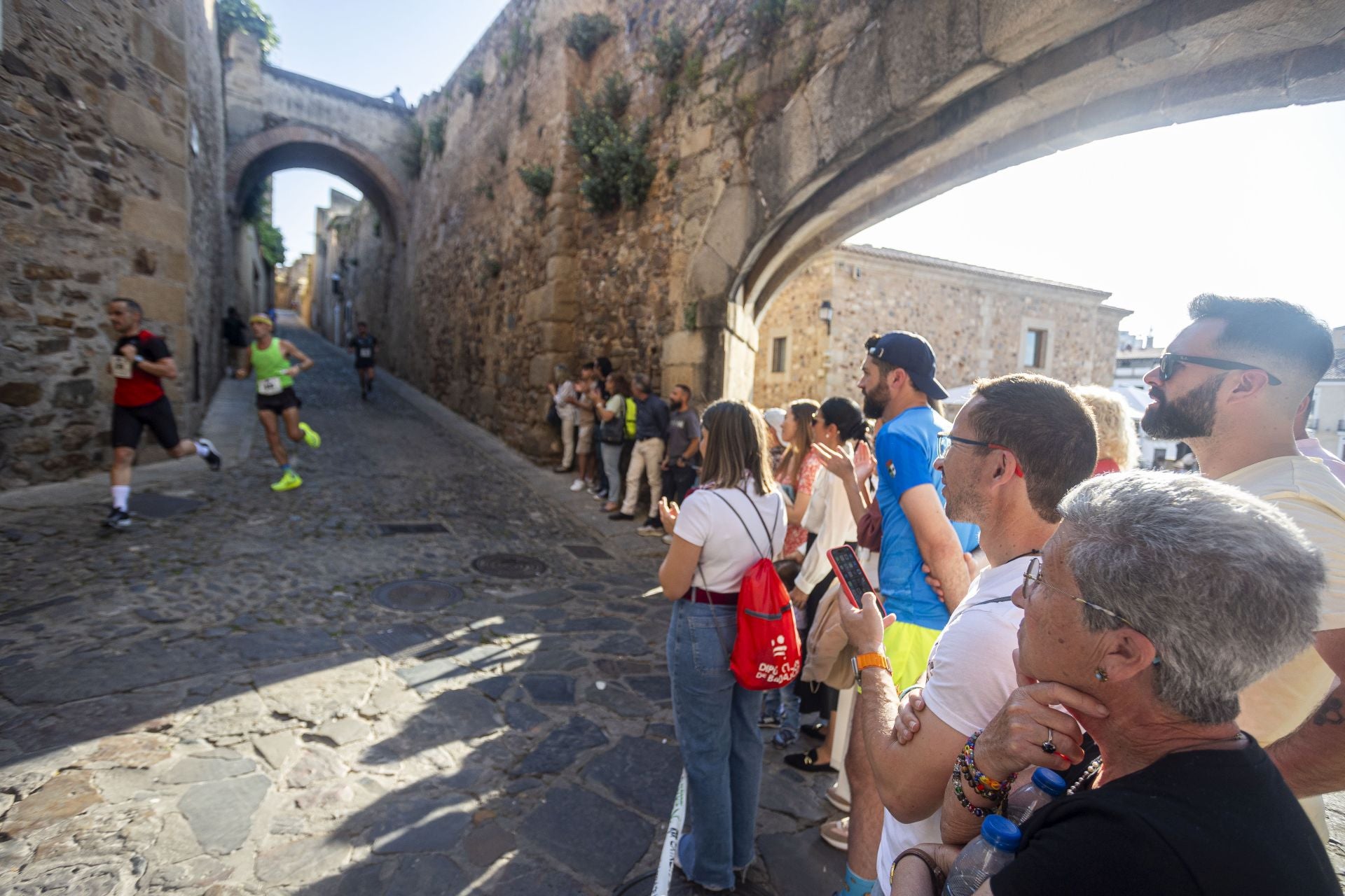 Las mejores fotos de la media maratón de Cáceres con récord de participación