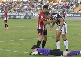 Álex Alegría recrimina una acción a Jaime en la primera vuelta.