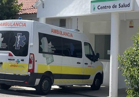 Imagen de archivo de una ambulancia del SES.