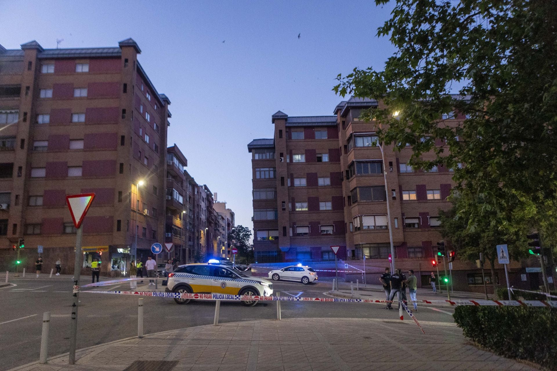 Dispositivo policial en Cáceres tras la muerte de un joven de 18 años en una pelea