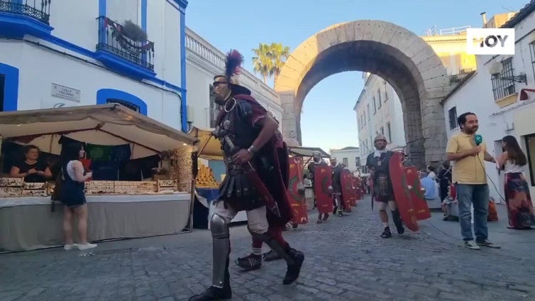 Así ha sido la entrada de las tropas romanas en Mérida