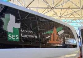 Resulta herido un trabajador de Aceuchal al que le cayó la pala de una máquina en sus piernas