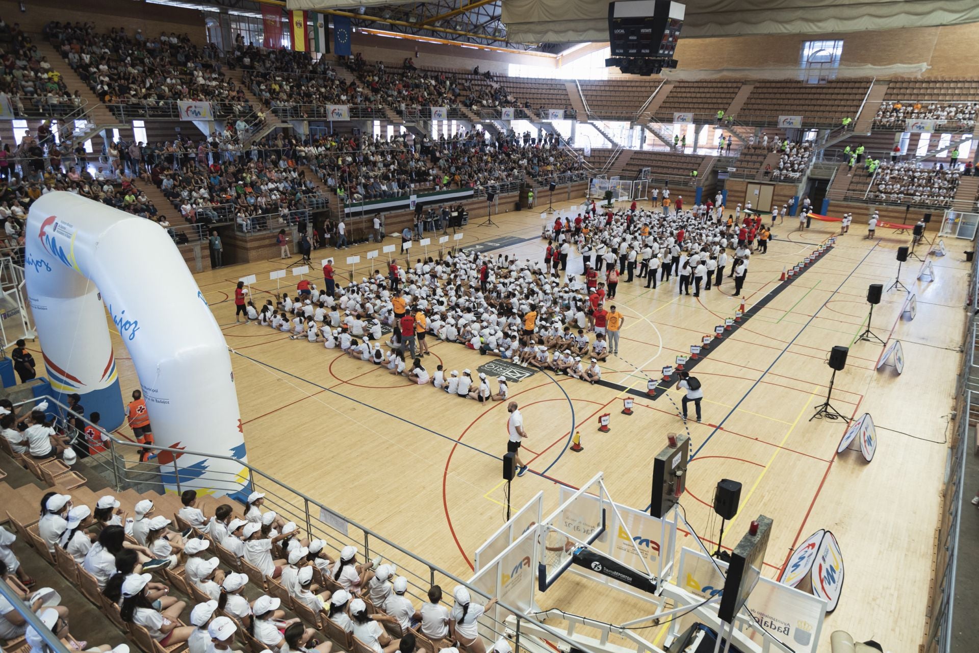 La clausura de las escuelas deportivas de la FMD, en imágenes