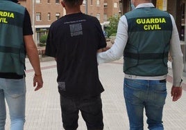 Imagen de archivo de detención de un miembro de los Trinitarios.