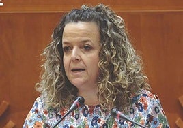 Maricruz Rodríguez durante una intervención en la Asamblea de Extremadura.