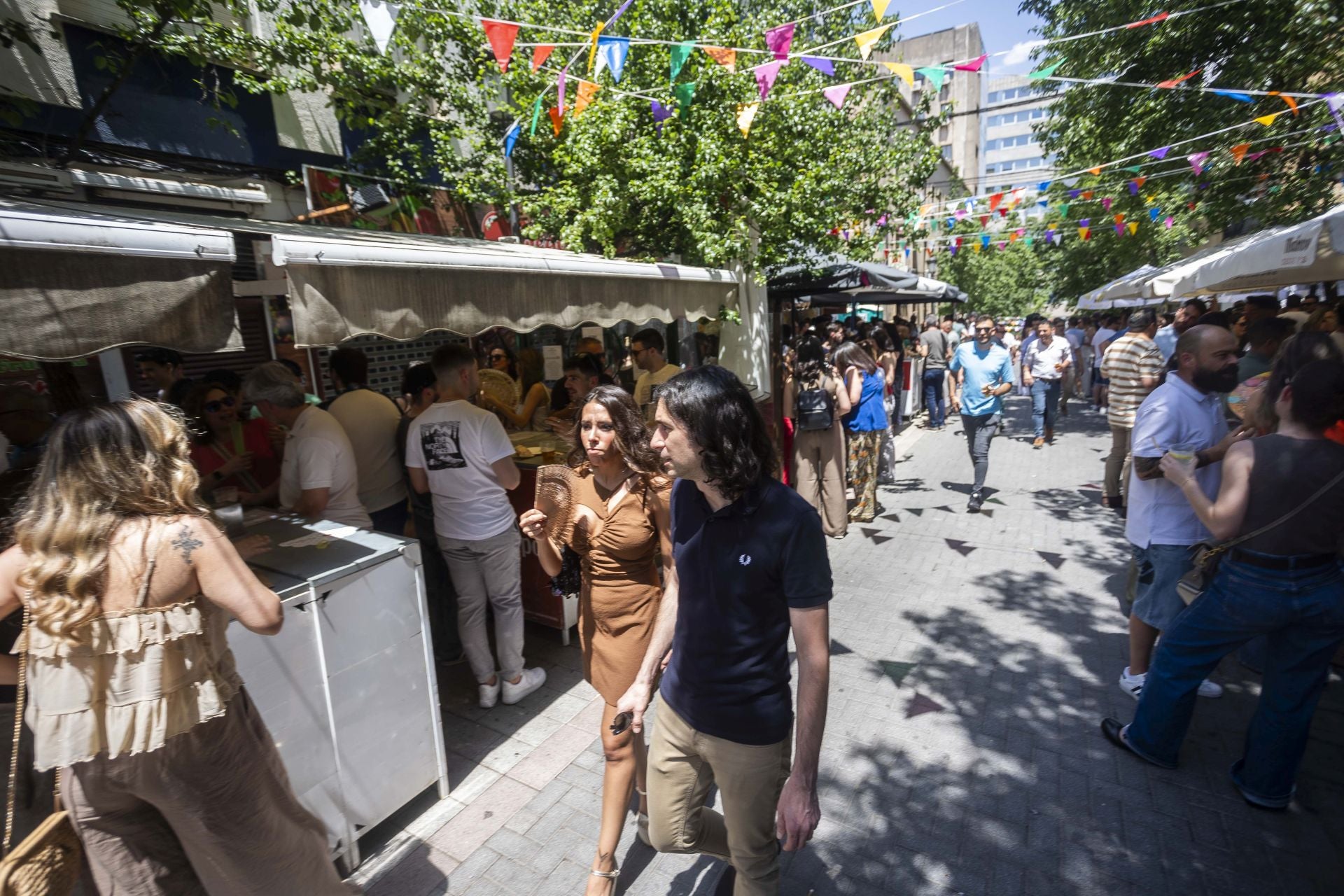 Ambiente en la feria de día de Cáceres