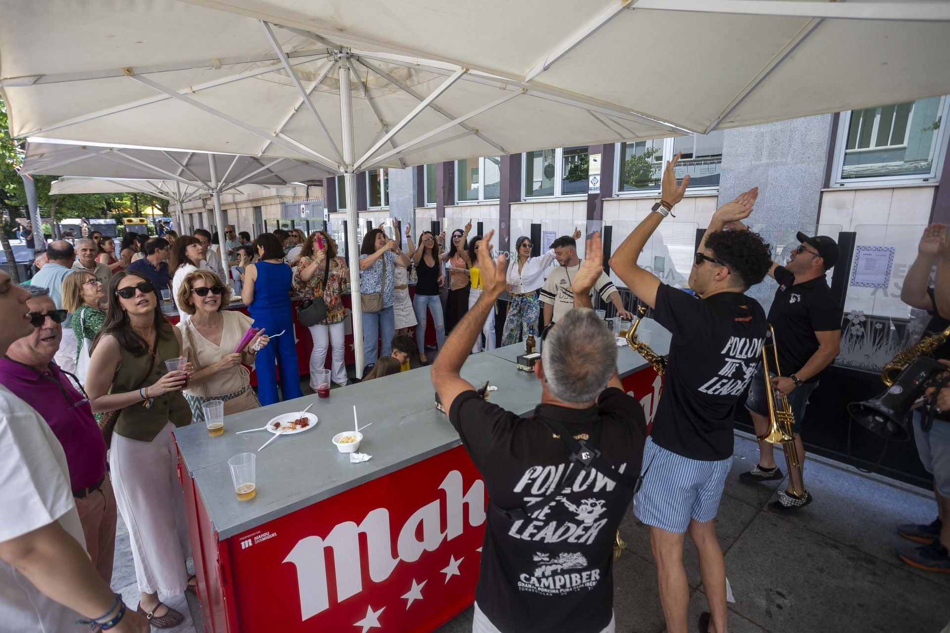 Ambiente en la feria de día de Cáceres