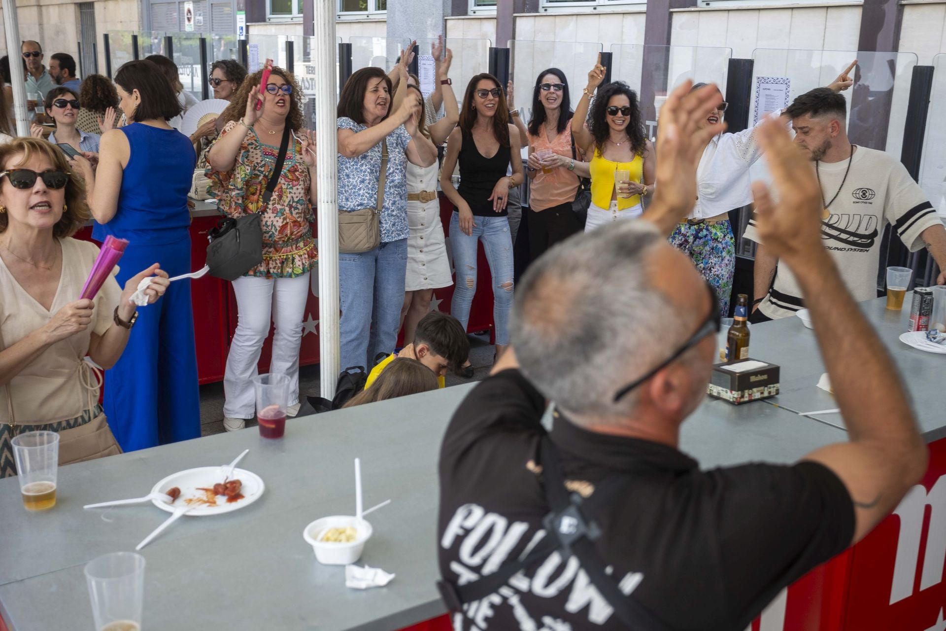 Ambiente en la feria de día de Cáceres