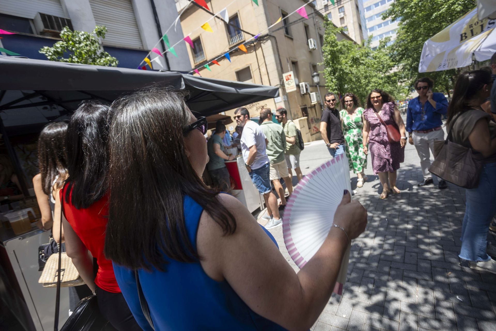 Ambiente en la feria de día de Cáceres
