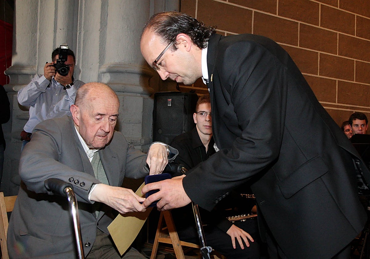 Manuel Díaz López, fundador del Pedro de Trejo, a la izquierda, falleció en 2018.