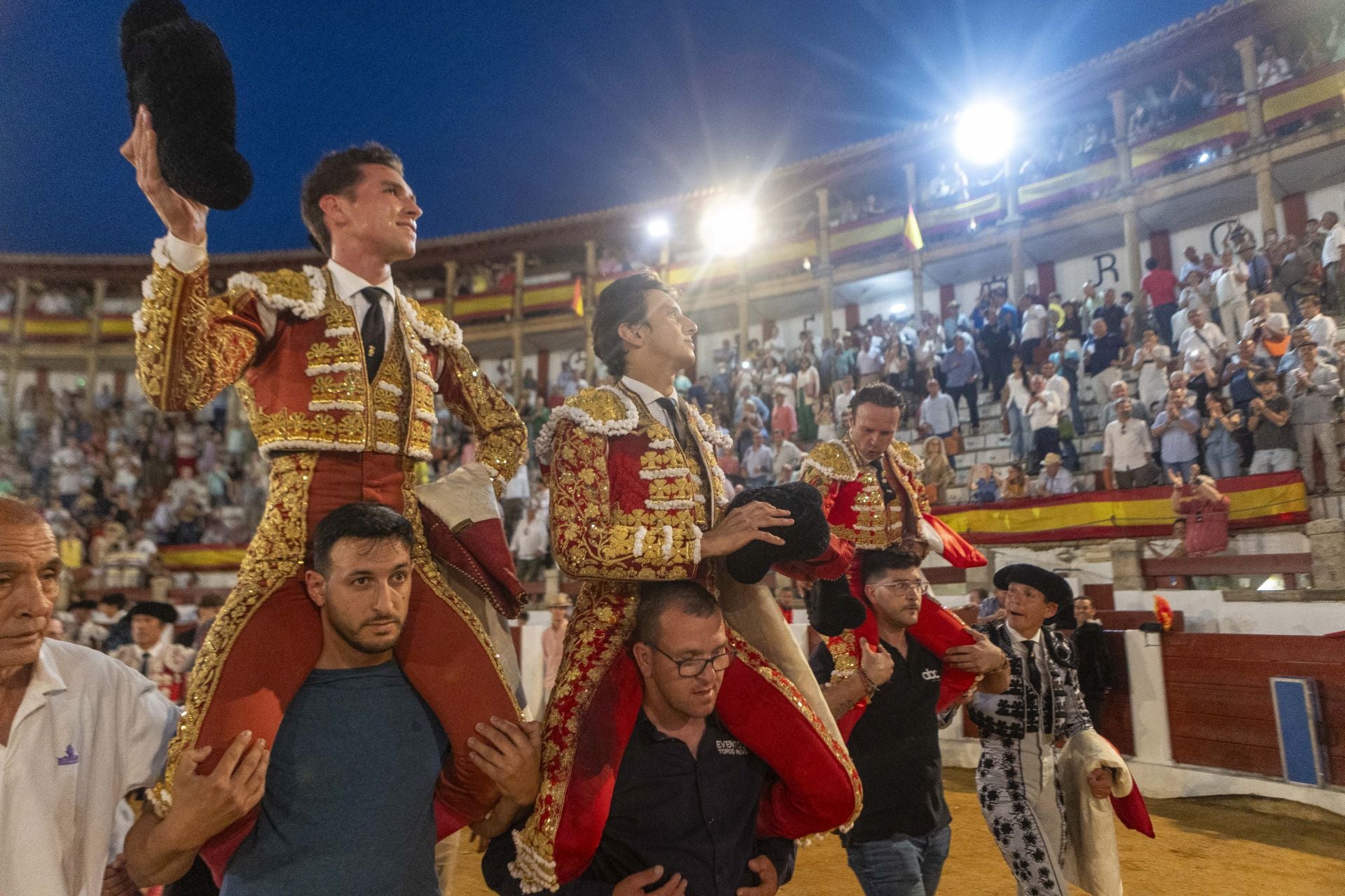 Fotos | Así ha sido el cierre de la Feria Taurina de Cácers con Ferrera, Roca y Marín
