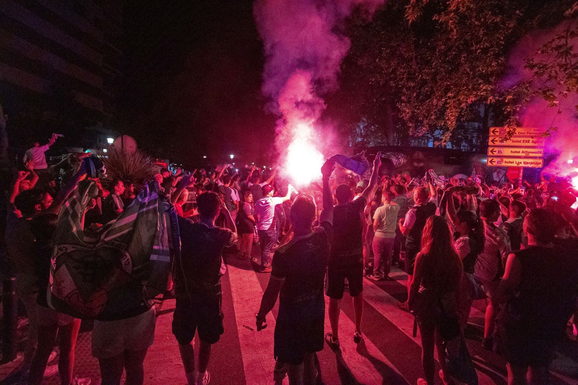 Fotos | El Cacereño estalla en júbilo con su ascenso a Primera RFEF