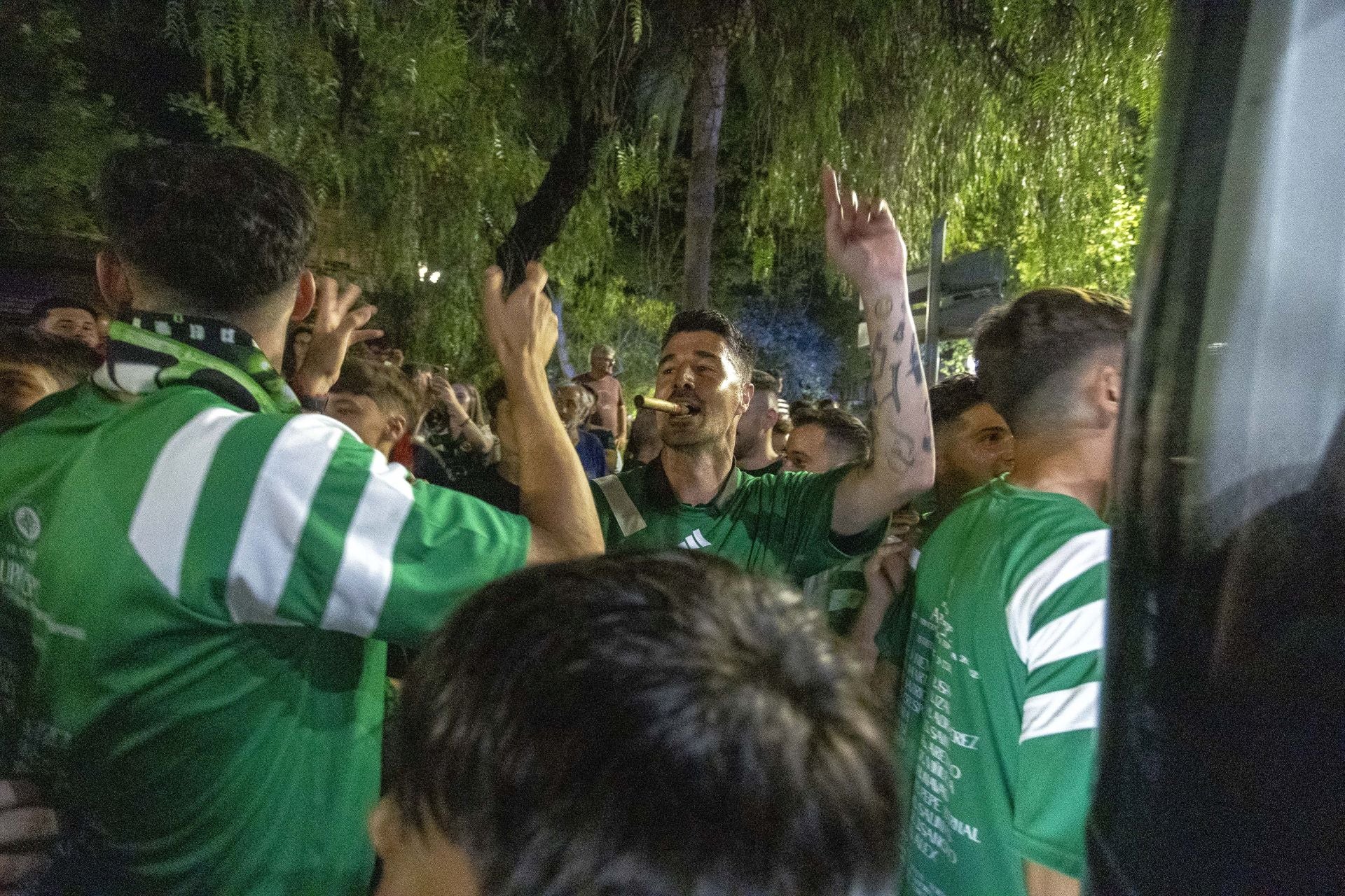 Fotos | El Cacereño estalla en júbilo con su ascenso a Primera RFEF